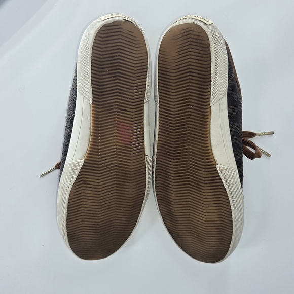 Michael Kor's Monogrammed Brown Sneakers W/ Gold Inside & MK Charm Luxury Sz 8 - Picture 15 of 16
